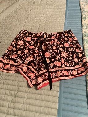 LOFT Black Floral Drawstring Women's Athletic Shorts